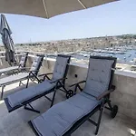 Senglea Suites 酒店 *