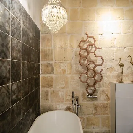 Senglea Suites Отель *