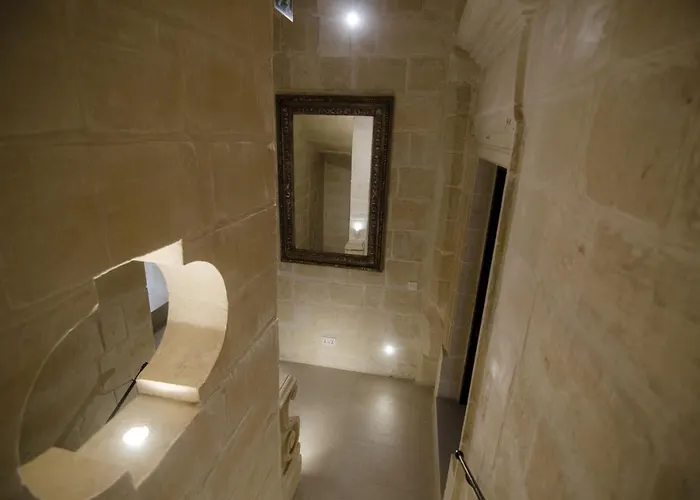 Senglea Suites * Isla