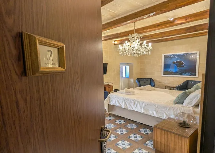 ホテル Senglea Suites *