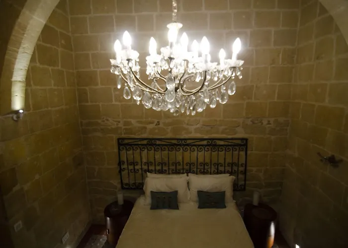 Senglea Suites ホテル セングレア